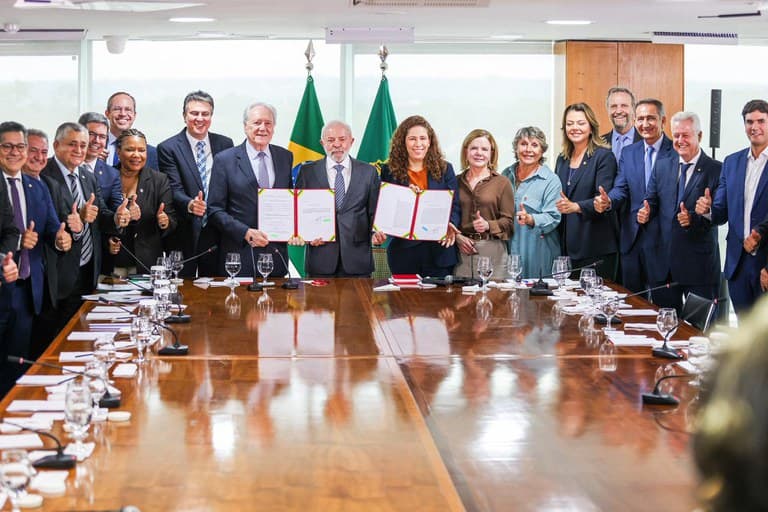 Bundesregierung treibt die Neustrukturierung der Laufbahnen im öffentlichen Dienst mit der Einreichung eines Gesetzentwurfs im Kongress voran